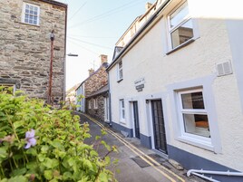 Cottage | Front of property