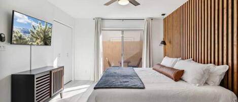 3 camere, una scrivania, ferro/asse da stiro, Wi-Fi gratuito