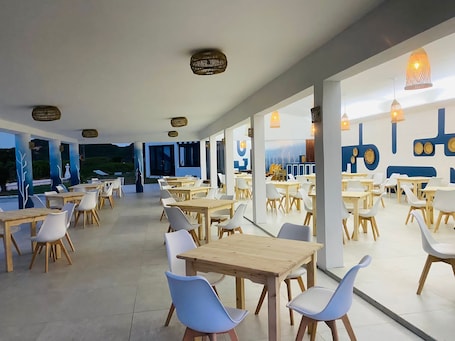 Terrasse/Patio. Ponta Mar Resort