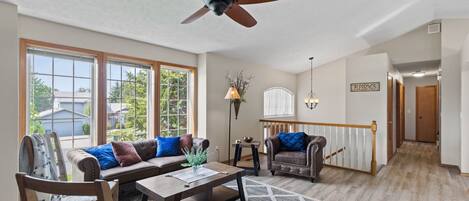 Hulu, streaming services