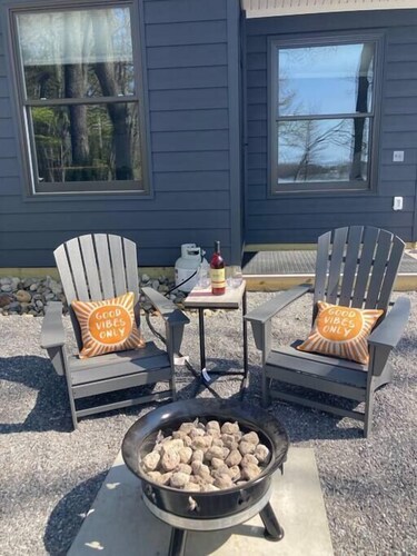 Luxury Waterfront Tiny House