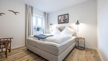 3 Schlafzimmer, Schreibtisch, Reisekinderbett, kostenloses WLAN