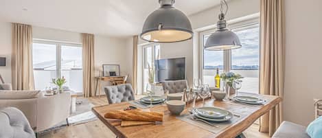 تناول الطعام