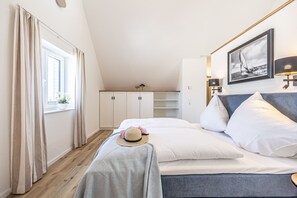 1 Schlafzimmer, Schreibtisch, Reisekinderbett, kostenloses WLAN