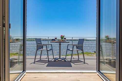 Schlei-Koje 8 - Schleiblick, Balkon, Dusche, Schreibtisch, Parkplatz