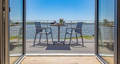 Schlei-Koje 8 - Schleiblick, Balkon, Dusche, Schreibtisch, Parkplatz