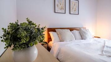 4 soverom, skrivebord, strykejern/-brett og wi-fi