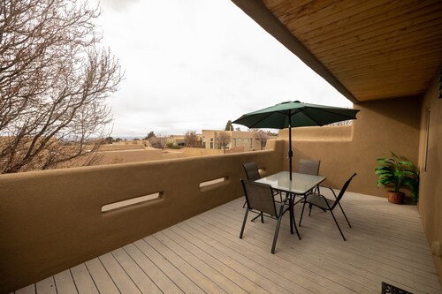 **20% New Listing Discount! Tramway Home By Sandia Mountains 