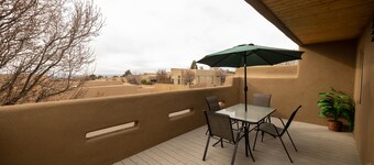 **20% New Listing Discount! Tramway Home By Sandia Mountains 