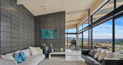 Bridge Hill Beauty - Alexandra Holiday Home