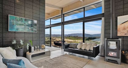 Bridge Hill Beauty - Alexandra Holiday Home