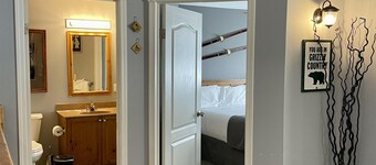 Condo 2 Bedroom 2 Bathroom-NO PETS