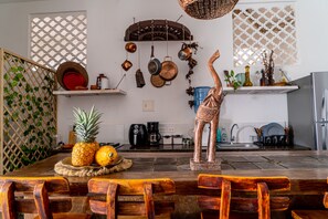 Free daily continental breakfast - Casa Moraira (Cartagena)