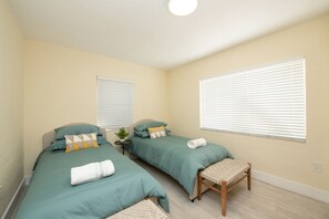 Apartment, 3 Bedrooms, 2 Bathrooms, Ground Floor | Egyptian cotton sheets, premium bedding, down comforters