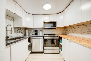 Fridge, microwave, oven, dishwasher