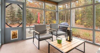Renovated Golf Course Home w/ Heated Private Pool, Hot Tub and Firepit