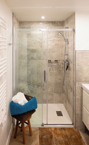 Hair dryer, towels - La Prairie - Larroque Haute Gites (Cassagnes)
