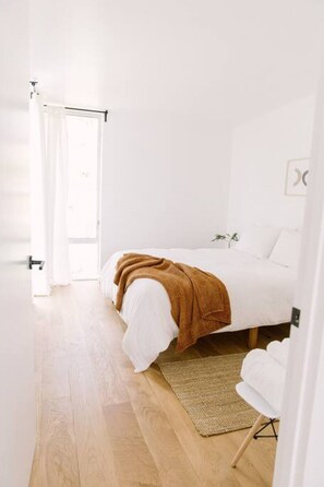 2 bedrooms, iron/ironing board, travel crib, WiFi