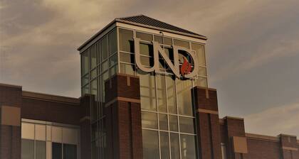 The Gateway: experience a stylish and welcoming lodging, perfect for groups.