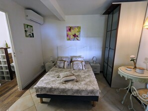 2 chambres, bureau, fer et planche à repasser, Wi-Fi gratuit