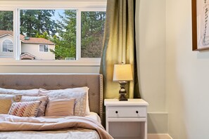 2 Schlafzimmer, Schreibtisch, Bügeleisen/Bügelbrett, WLAN