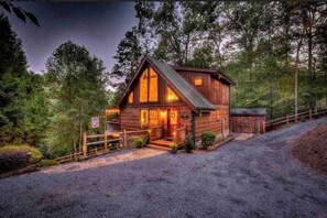 Exterior - Mystic Creek Retreat (next to Blue Ridge) (Mineral Bluff)