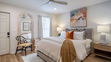 3 chambres, fer et planche Ă repasser, Wi-Fi gratuit, draps fournis