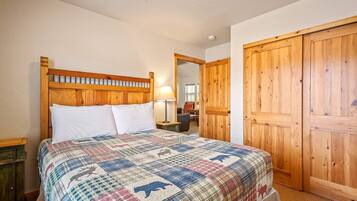 2 Schlafzimmer, Bügeleisen/Bügelbrett, Reisekinderbett, kostenloses WLAN