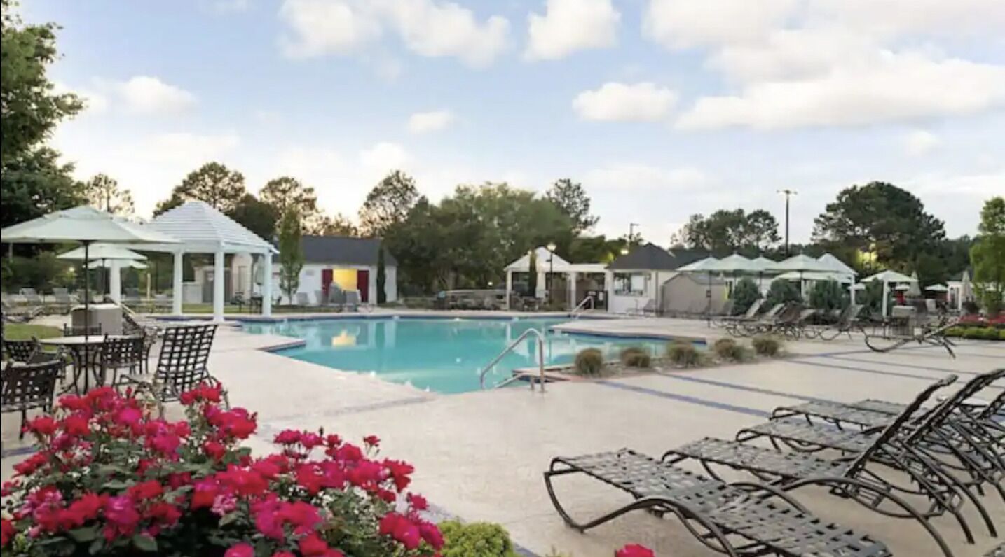 Spacious 4 Bedroom at the Historic Powhatan Resort