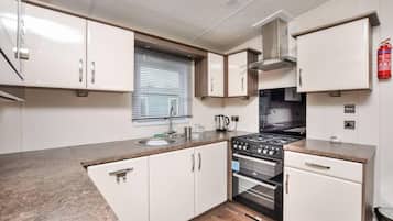 Cabin | Bếp riêng | Tủ lạnh, lò vi sóng, lò nướng, bếp nấu