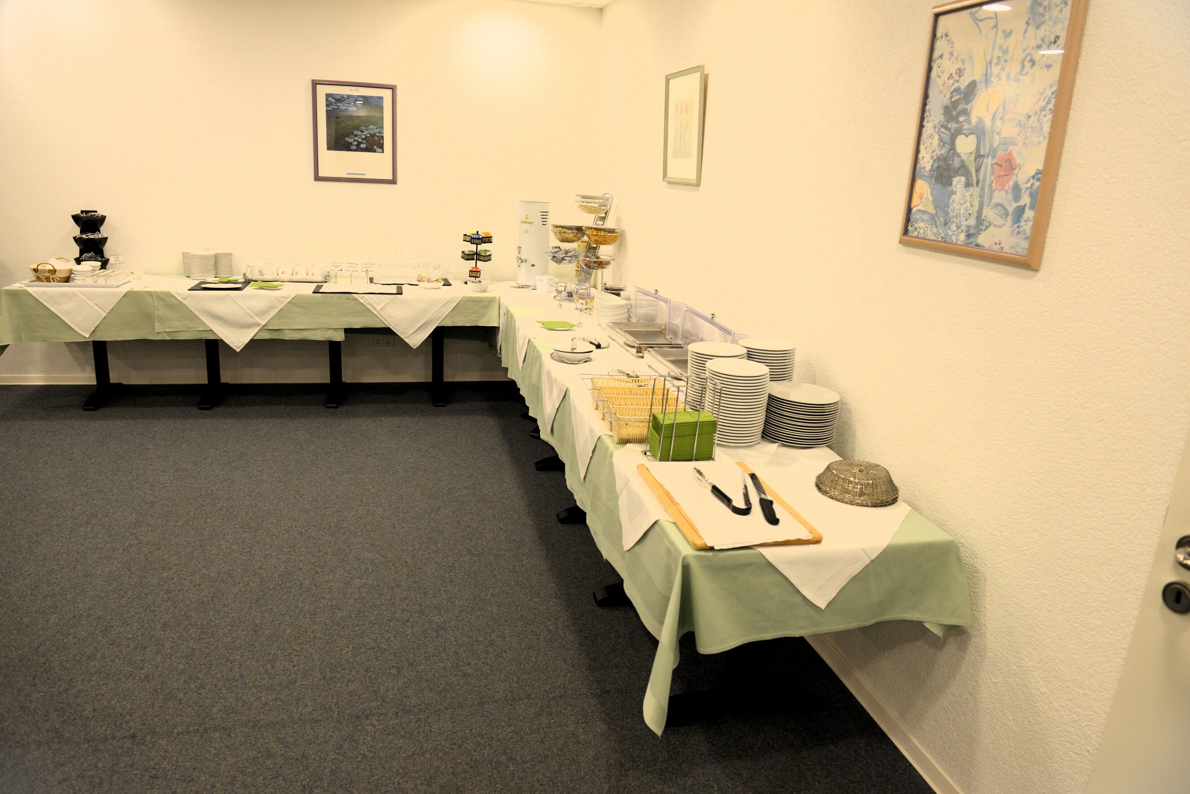 Daily buffet breakfast (EUR 15 per person)