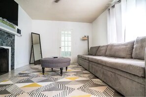 智能电视、办公室