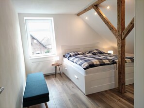 2 quartos, berço de viagem, Wi-Fi de cortesia