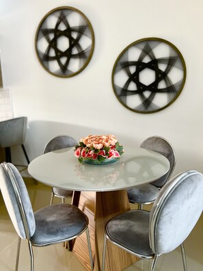 Dining - 5 minutes to The Confluencia River! Jarabacoa Getaway condo (La Vega)