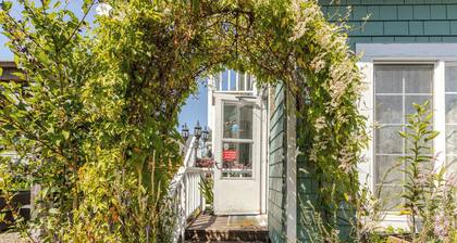 The HollyHock Cottage - a coastal themed beach getaway