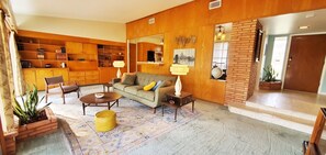 Living area - Step back in time! Grandma's MCM House is Super Cool! (San Antonio)