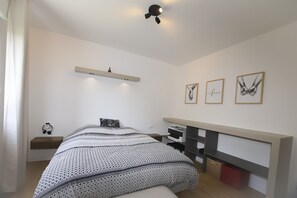 4 bedrooms, desk, iron/ironing board, travel crib - La villa du jet 2 kilometers from downtown Quimper (Ergué-Gabéric)