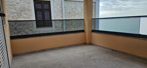 Property grounds - Veseli- two bedroom apartment with balcony-by the sea (Bibinje)