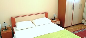 Ana Guest House - Double room with private terrace