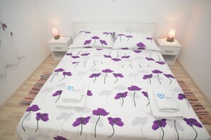 1 bedroom, WiFi, bed sheets - Barić- Standard One bedroom Apartment with Balcony (A3) (Biograd na Moru)