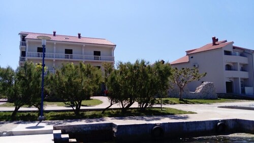 Apartments Branko - Standard Studio Apartment with Balcony and Sea View (A2)