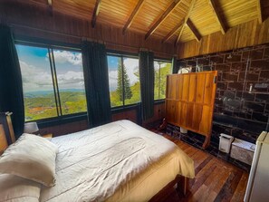 Standard Double Room, 1 Queen Bed, Partial Ocean View - Hotel Flor de Bromelia (Monteverde)