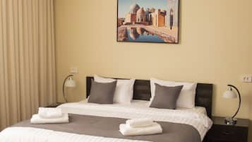 Premium bedding, in-room safe, desk, blackout curtains