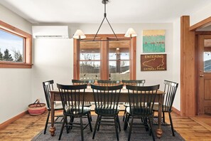 Dining - Laid-Back Log Cabin Vibes | A/C Chill & Epic Mountain Views (Bloomville)