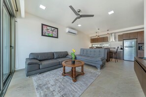 Fernseher, Netflix, Streaming-Dienste