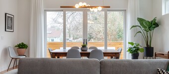 Modernist Masterpiece: 'Simply the Best'