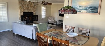 Spacious & comfortable Home, water access near Beach, restaurants & Hampton Univ