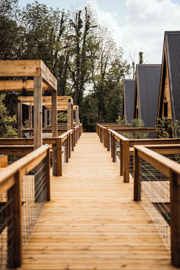 Exterior - Finger Lakes Treehouse & Spa (Sodus)