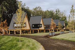 Exterior - Finger Lakes Treehouse & Spa (Sodus)