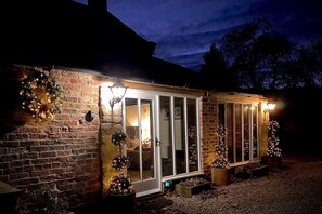 Front of property - Grange Farm Lodge (Ripon)